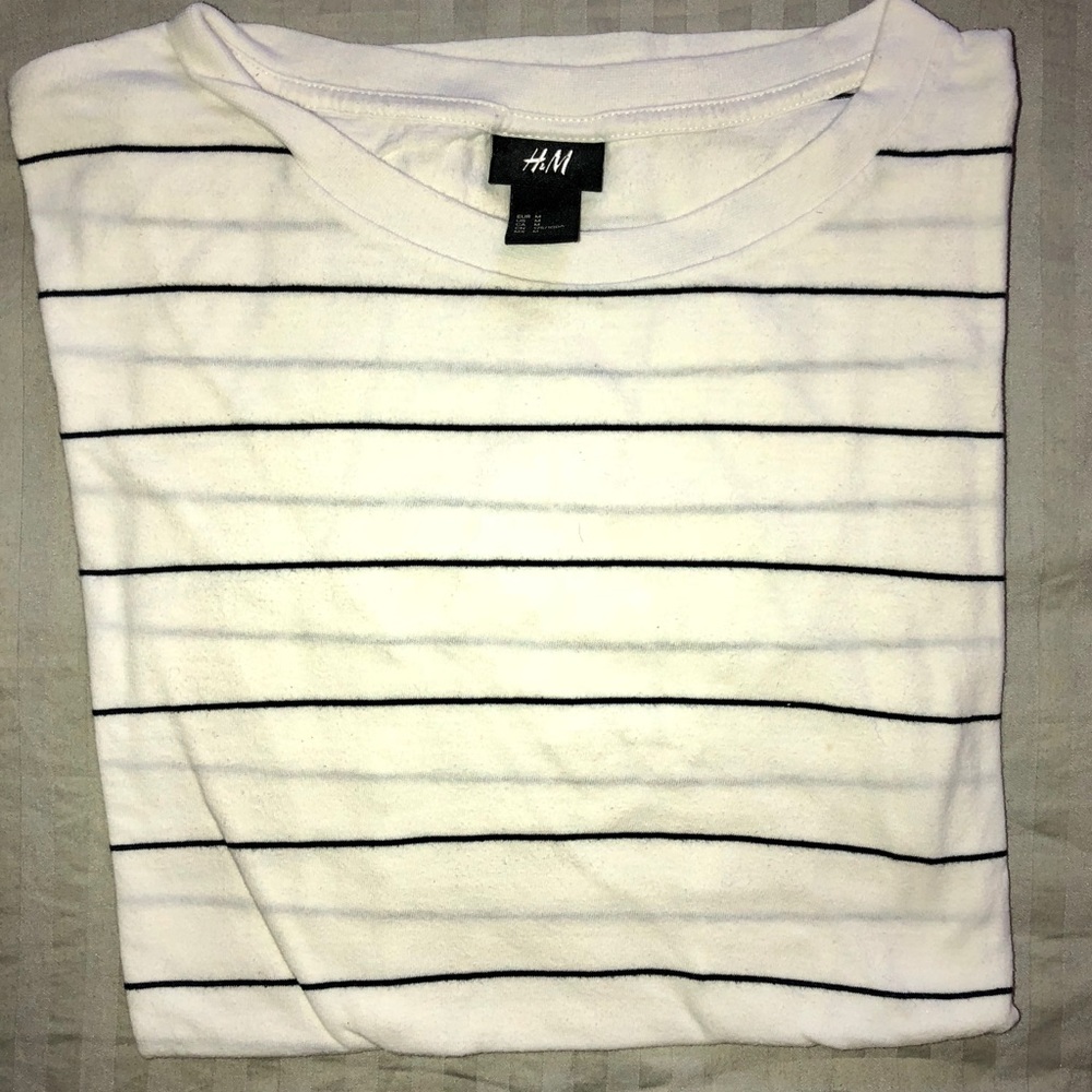 Striped B&W H&M Basic Tee - Size M